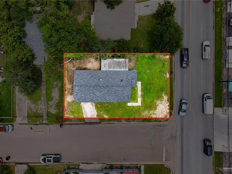 606 S Airport Dr — Photo 17