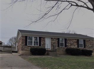 229 Hill N Dell Rd, Paris, KY 40361