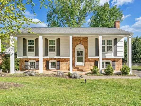 3821 Vauxhall Rd, Roanoke, VA 24018