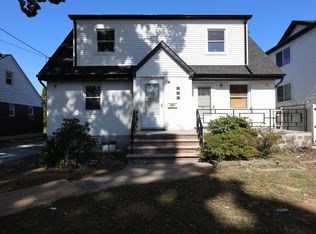 601 College Ave #1, Staten Island, NY 10302