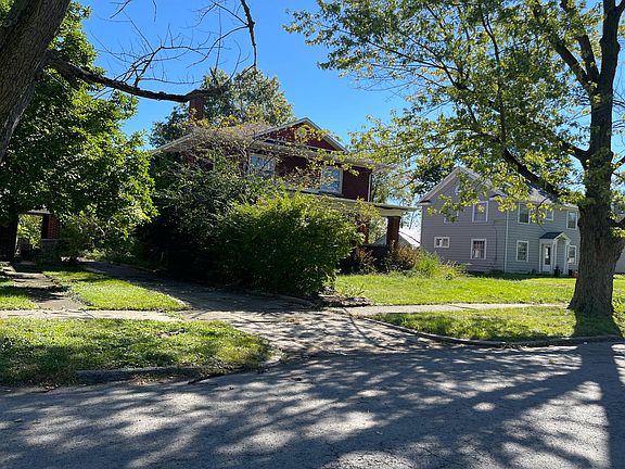 3rd image of 347 Lincoln Ave