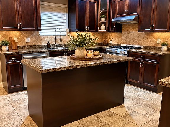 3rd image of 33780 Kettley Pl