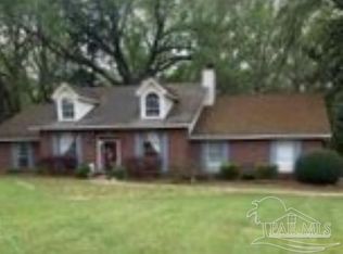 815 Westmoreland Ln, Cantonment, FL 32533