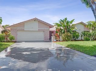 Cypress Glen, Coral Springs, FL 33071