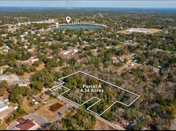434AC S 13th St, Defuniak Springs, FL 32435