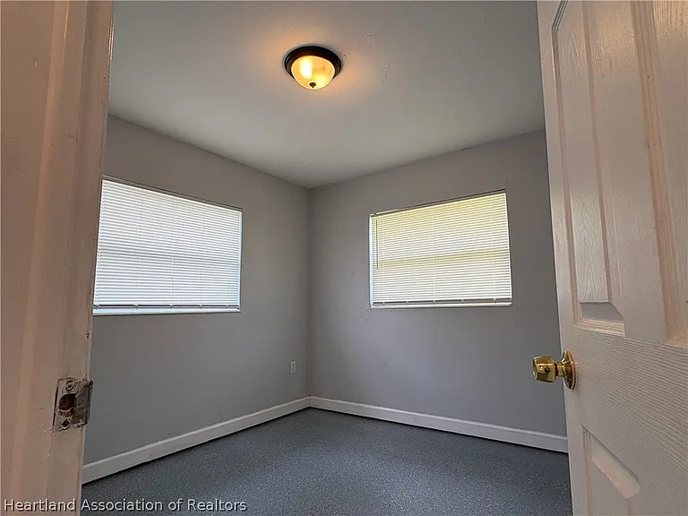 1817 Sandra Blvd — Photo 11