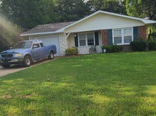 300 Galahad Dr, Warner Robins, GA 31093