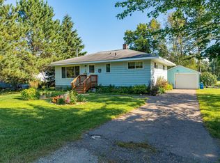 112 E Beacon Hill Rd, Ely, MN 55731