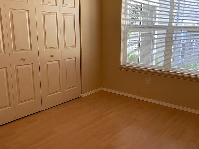 1250 Weaver Rd NW — Photo 3