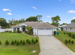 1026 Blossom Dr, Sebastian, FL 32958
