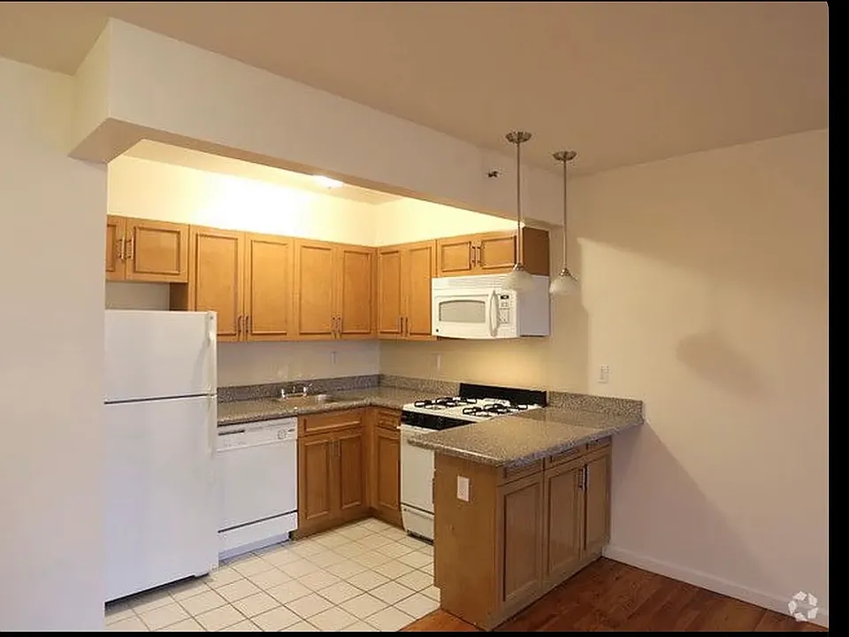 34-15 43rd St #5