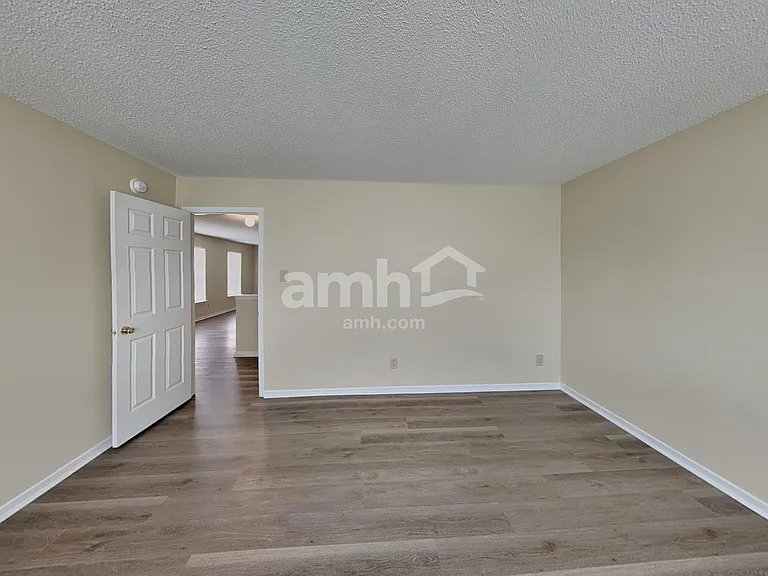 10398 Mohawk Trl — Photo 21