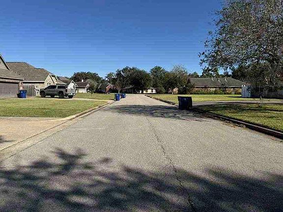 5th image of 2563 Pinehurst Dr