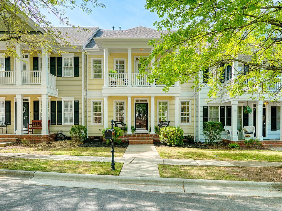 1st image of 613 Battery Walk Ln