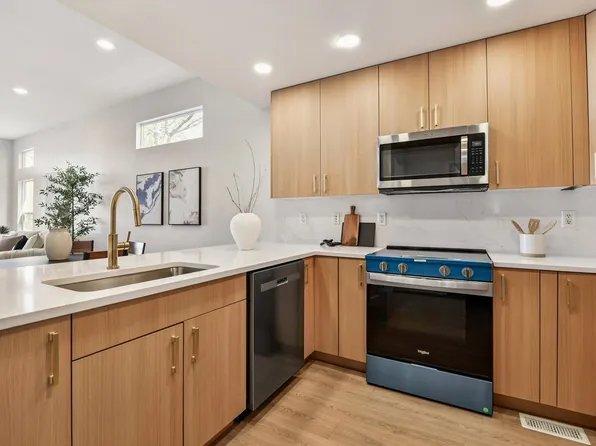 5211 E 119th Ct, Thornton, CO 80233