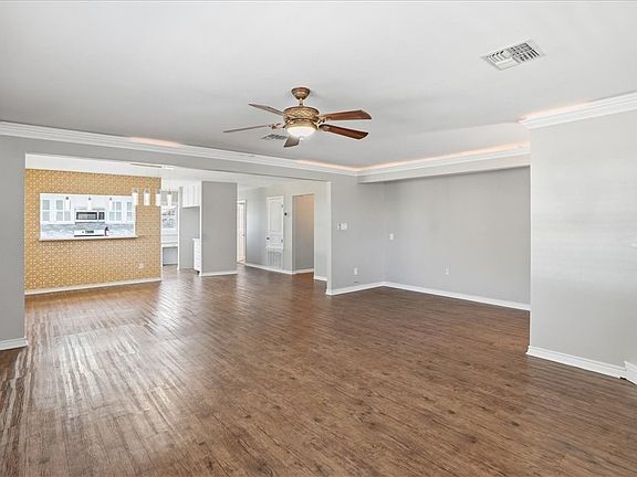 4th image of 408 Grace St