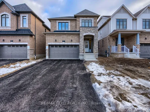 27 Garland Ave, Cambridge, ON N1T 0E7