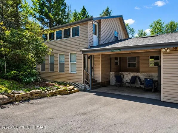 1330 Hilltop Dr, Long Pond, PA 18334