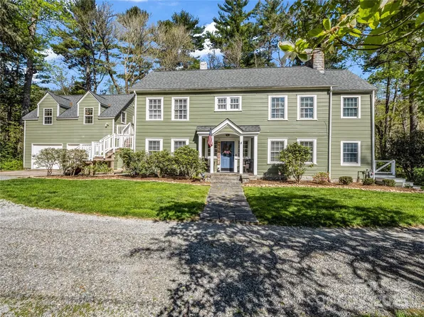 2001 Laurel Park Hwy, Laurel Park, NC 28739