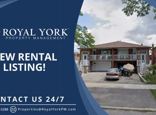 139 Yatescastle Dr #1, Toronto, ON M3L 2L4