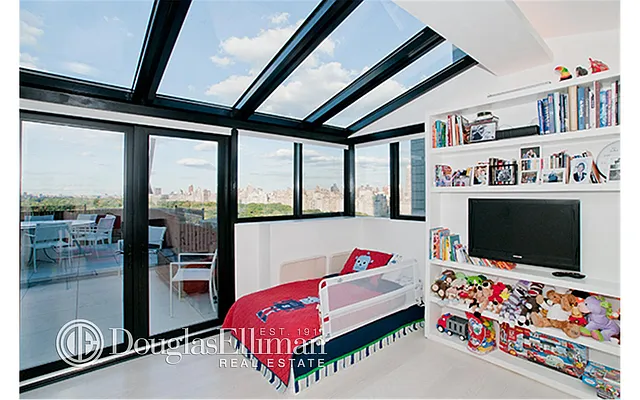 Rented by Douglas Elliman | media 31