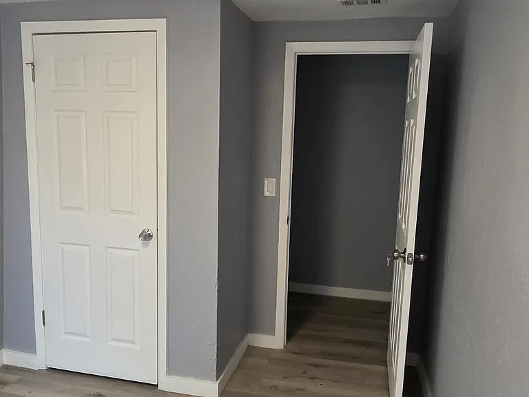 305 E Adalee St — Photo 13