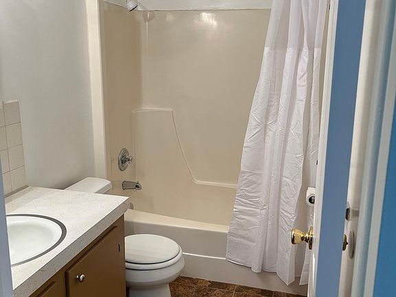 3rd image of 3867 Osage St
