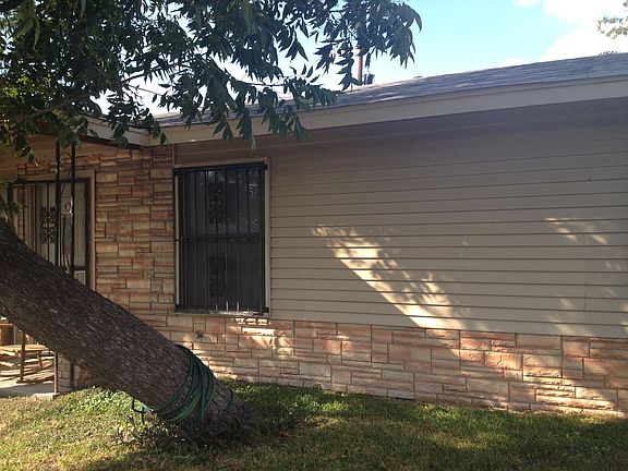 4th image of 3435 W Salinas St