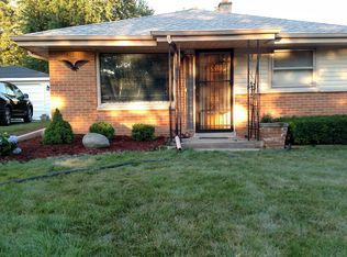 4140 N 95th St, Wauwatosa, WI 53222