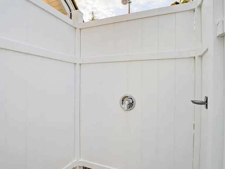 502 Ocean Ave — Photo 24
