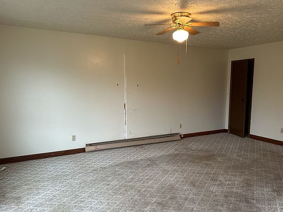 3rd image of 497 Rogers Ave