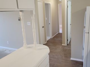 1700 Walnut St APT 1, Saint Charles, IL 60174