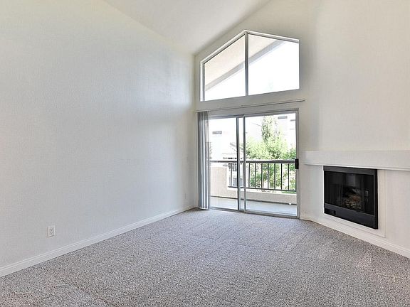 2nd image of 5535 Canoga Ave APT 304