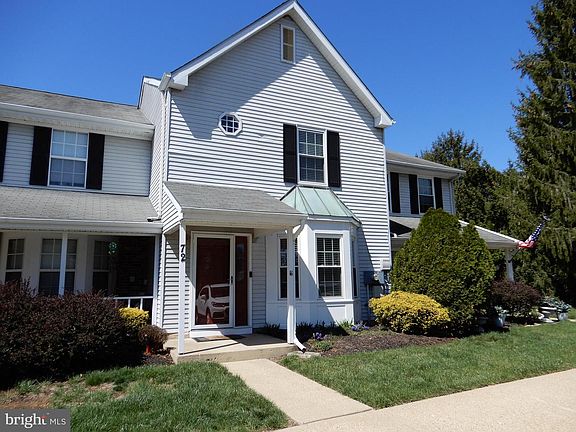2nd image of 72 Greenridge Cir
