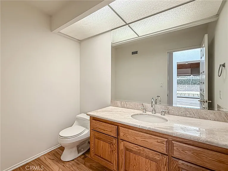 9201 Paso Robles Ave — Photo 27