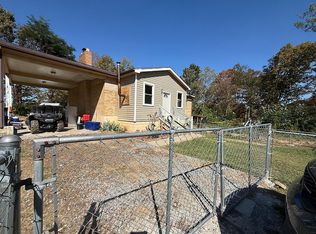 3707 Pisgah Rd, Princeton, WV 24739