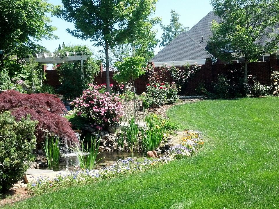 1st image of 4031 S Cove Ln