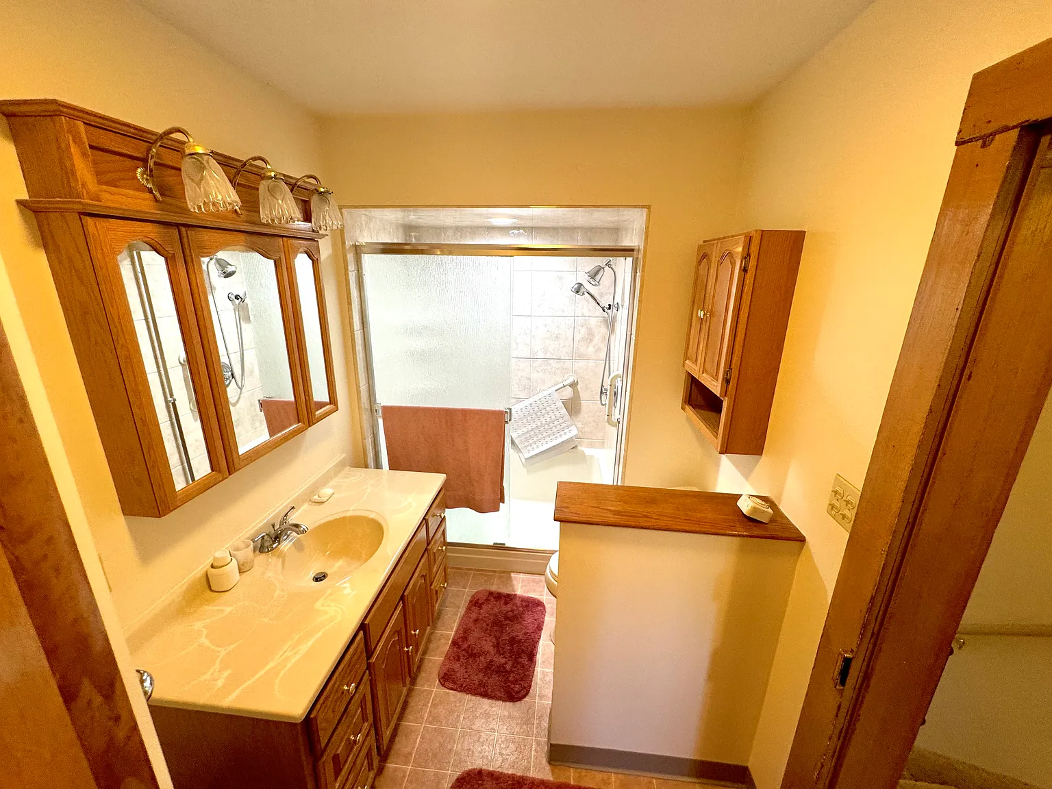 3 bed, 1.5 bath, 1350 sqft, $1,390 — Photo 4
