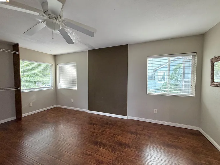 7 Goldmeadow Ct — Photo 21