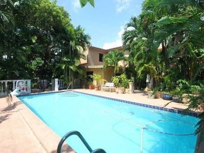 9957 NE 4th Ave, Miami, FL, 33138