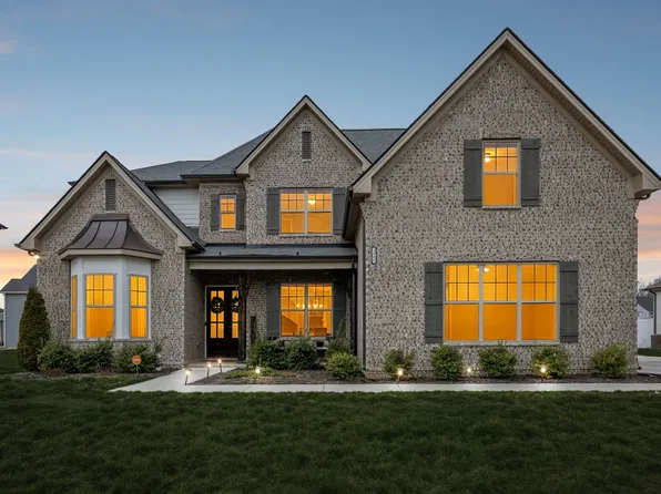 3906 Hon Dr, Murfreesboro, TN 37128