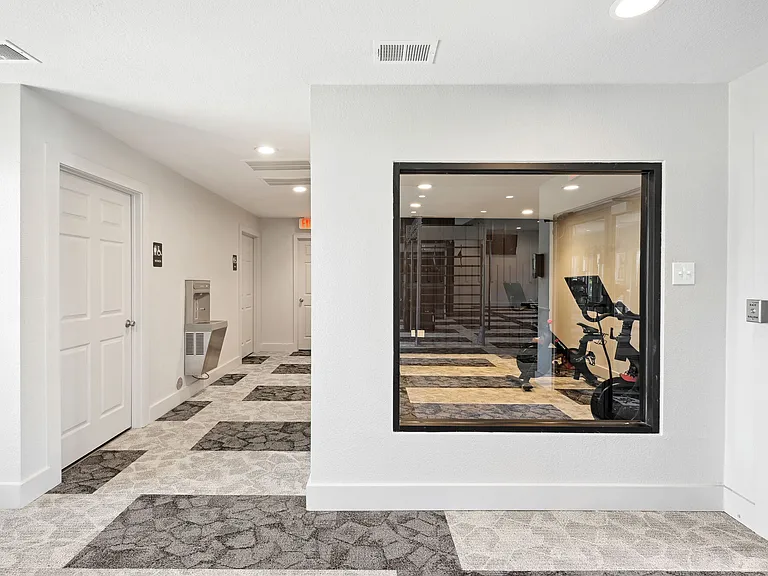 Avondale Parc @ Bellmar — Photo 8