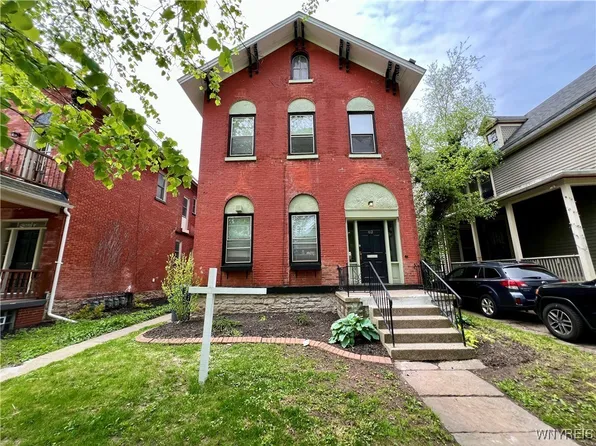 62 Park St, Buffalo, NY 14201