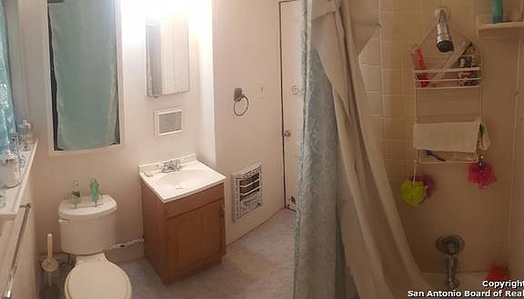 5th image of 531 E Bonner Ave