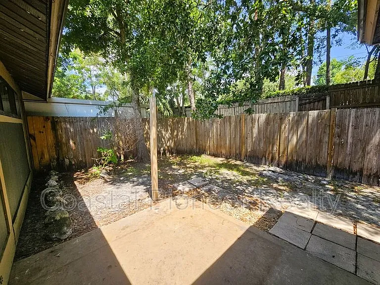 1003 Willow Pond Dr — Photo 22