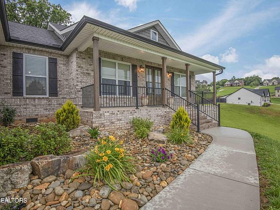 2nd image of 3442 Colby Cove Dr