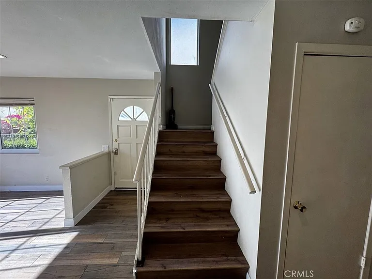 71 Willow Tree Ln — Photo 8