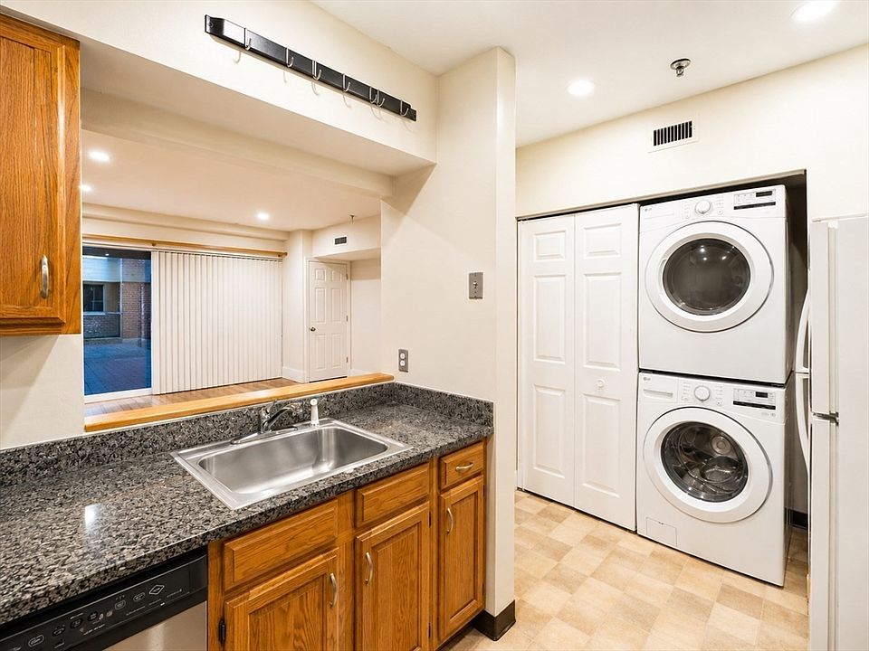 1st image of 147 Kelton St APT 305