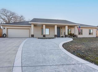 257 Woodgate Rd, Valley Springs, CA 95252