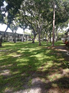 7680 92nd St APT 102, Seminole, FL, 33777